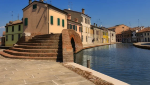 Comacchio: la piccola Venezia sul delta del Po